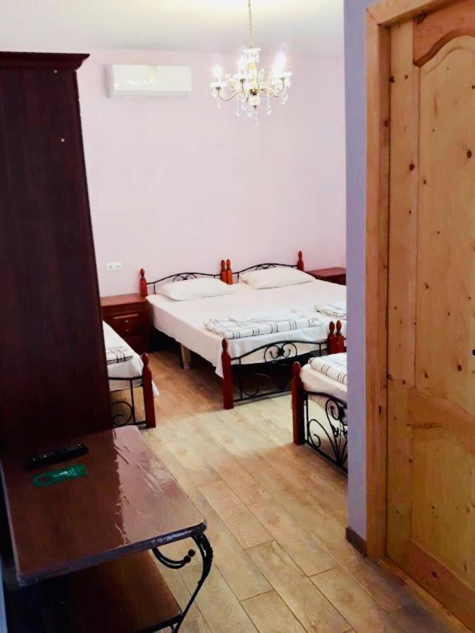 Anna-Saria Guest House Gagra Exterior foto